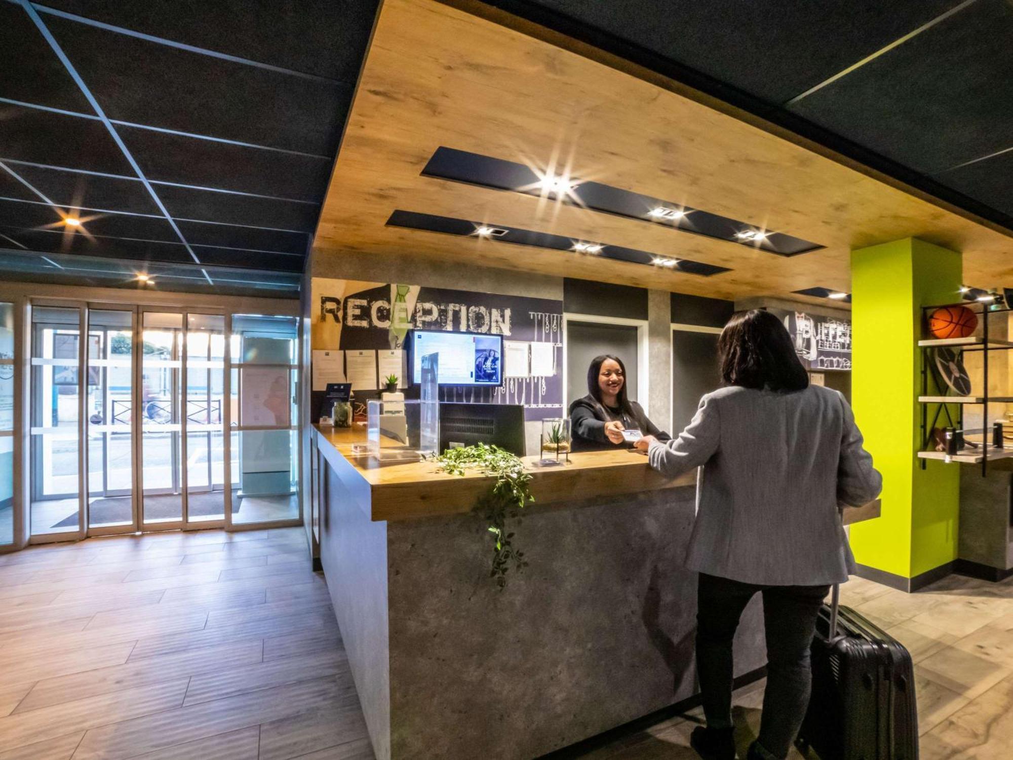 Ibis Budget Paris Clichy Mairie Exteriér fotografie