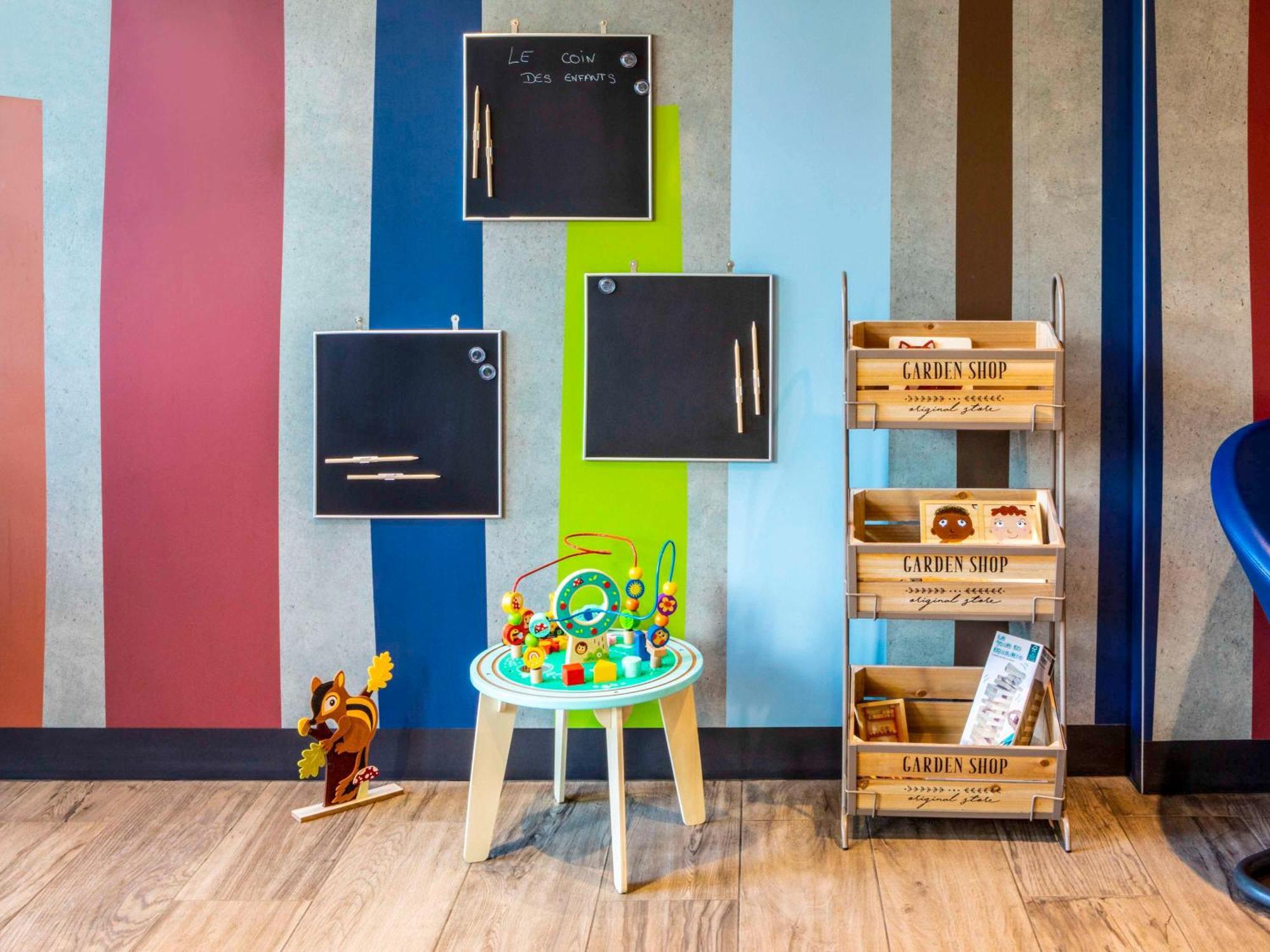 Ibis Budget Paris Clichy Mairie Exteriér fotografie