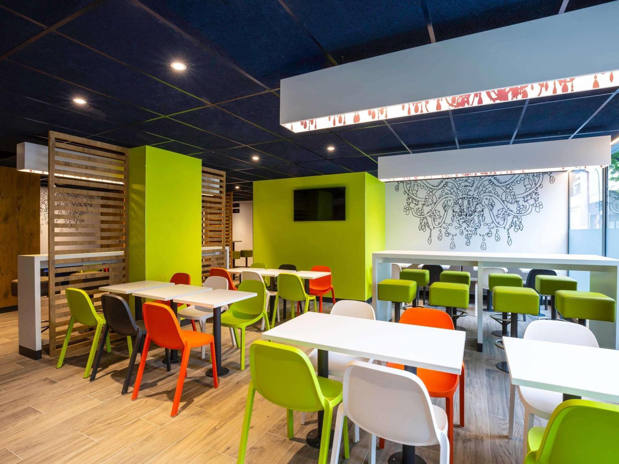 Ibis Budget Paris Clichy Mairie Exteriér fotografie